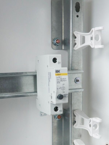 Расцепитель минимального и максимального напряжения РММ47 на DIN-рейку KARAT IEK MVA01D-RMM ТехноИмпульс
