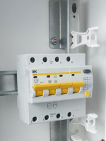 Выключатель автоматический дифференциального тока 4п C 32А 100мА тип AC 4.5кА АД-14 KARAT IEK MAD10-4-032-C-100 ТехноИмпульс