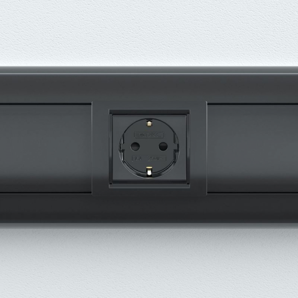 Розетка 1-м 2мод. Viva 16А IP20 2P+E с заземл. защ. шторки черн. DKC 45205 ТехноИмпульс
