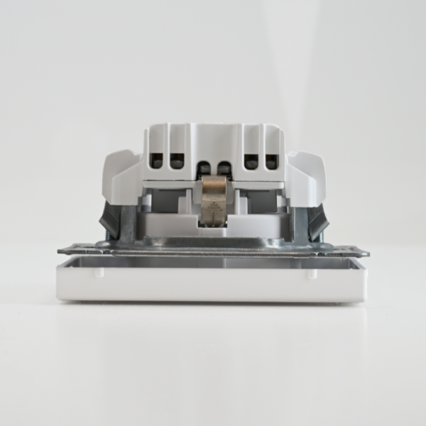 Розетка ArtGallery 16А с заземл. защ. шторки механизм лотос SE GAL001345 ТехноИмпульс