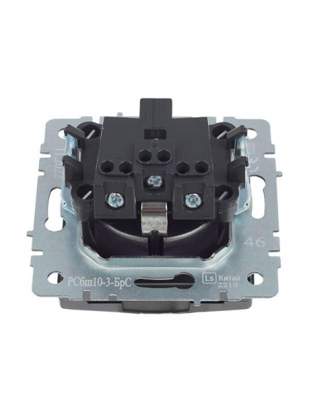 Розетка BRITE РСбш10-3-БрС 16А IP20 с заземл. защ. шторки с крышкой механизм сталь IEK BR-R16-16-K46 ТехноИмпульс