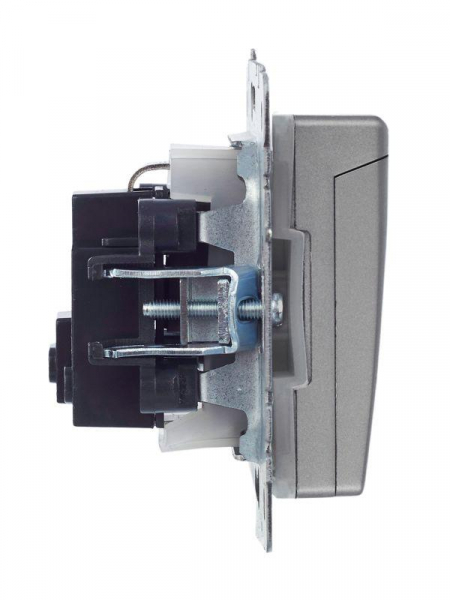 Розетка BRITE РСбш10-3-44-БрС 16А IP44 с заземл. защ. шторки с крышкой механизм сталь IEK BR-R16-16-44-K46 ТехноИмпульс