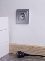 Розетка СП BRITE РСР14-1-0-БрА 16А в сборе с заземл. защ. шторки алюм. IEK BR-R14-16-K47-F ТехноИмпульс