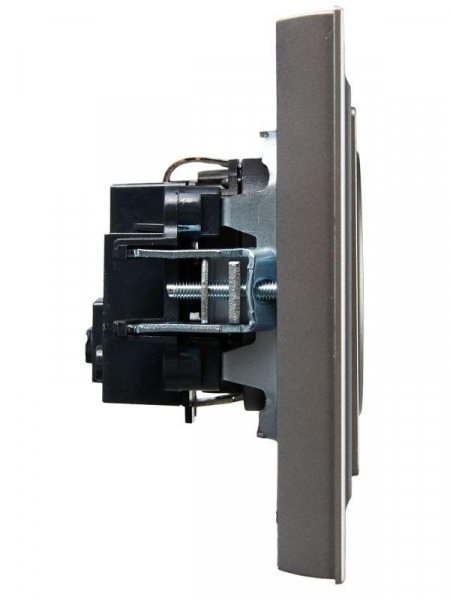 Розетка СП BRITE РСР14-1-0-БрС 16А в сборе с заземл. защ. шторки сталь IEK BR-R14-16-K46-F ТехноИмпульс