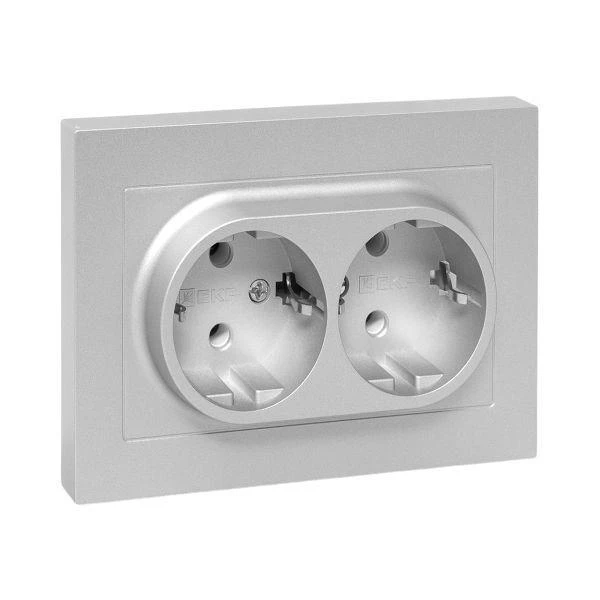 Розетка 2-м СП Эпика 16А с заземл. без защ. шторок с рамкой механизм алюм. EKF UP1-SOA-210 ТехноИмпульс