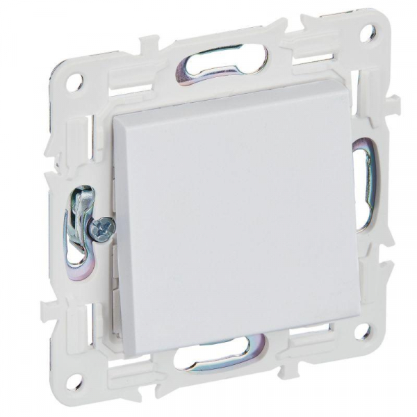 Выключатель перекрестный 1-кл. SKANDY 10А SK-V03W арктич. бел. IEK SK-V13-0-10-K01 ТехноИмпульс