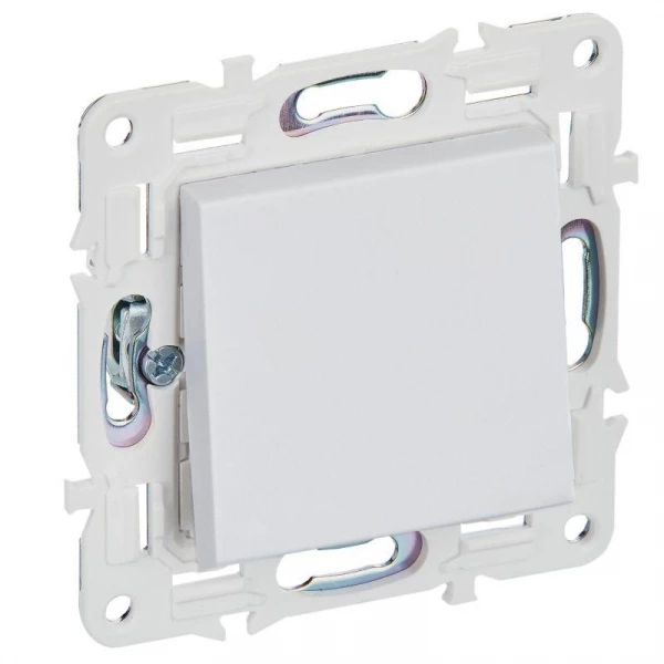 Выключатель перекрестный 1-кл. SKANDY 10А SK-V03W арктич. бел. IEK SK-V13-0-10-K01 ТехноИмпульс