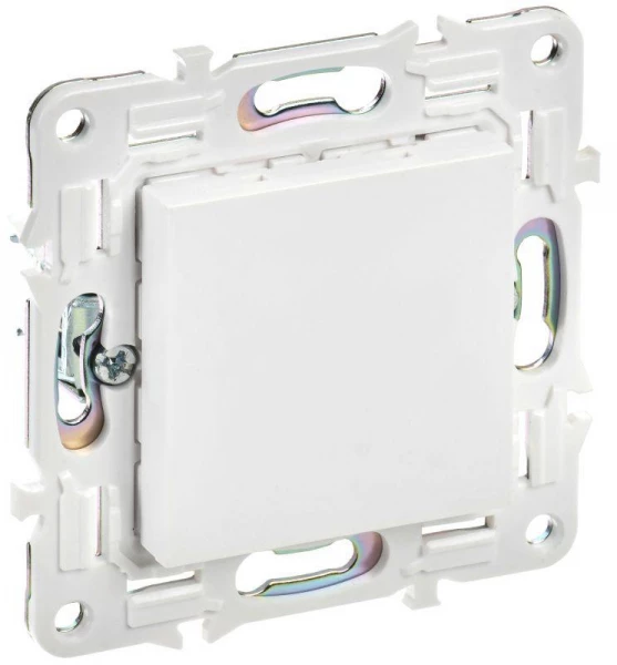 Заглушка с суппортом SKANDY SK-C01W арктич. бел. IEK SK-PL10-K01 ТехноИмпульс