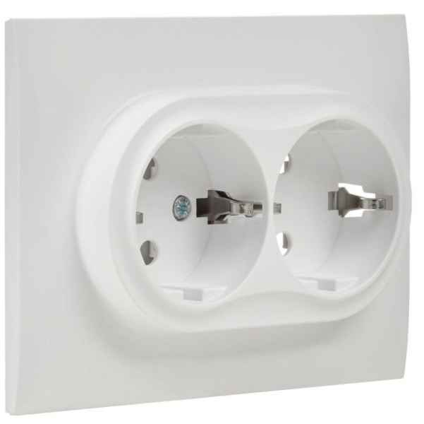 Розетка 2-м SKANDY 16А с заземл. без защ. шторок в сборе SK-R08W арктич. бел. IEK SK-R21-16-K01-F ТехноИмпульс