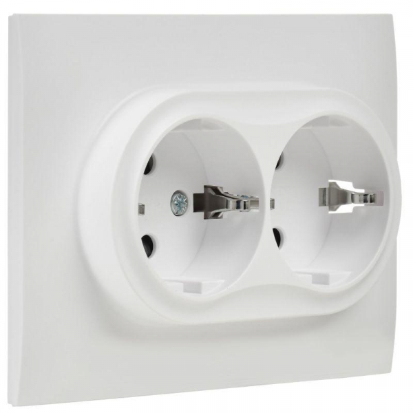 Розетка 2-м SKANDY 16А с заземл. защ. шторки в сборе SK-R07W арктич. бел. IEK SK-R24-16-K01-F ТехноИмпульс