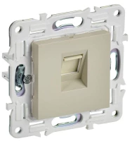 Розетка компьютерная RJ45 кат.5E SKANDY SK-K01B беж. IEK SK-K10-1-K10 ТехноИмпульс