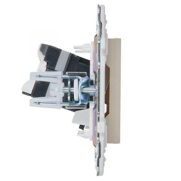 Розетка компьютерная RJ45 кат.5E SKANDY SK-K01B беж. IEK SK-K10-1-K10 ТехноИмпульс