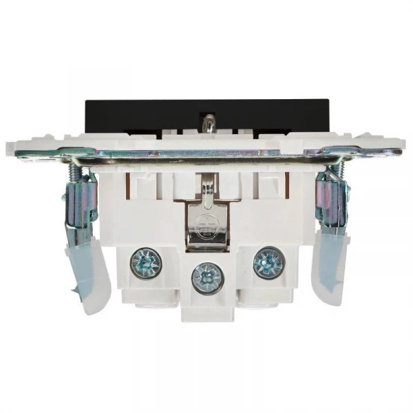 Розетка SKANDY 16А с заземл. защ. шторки SK-R04Bl черн. IEK SK-R14-16-K02 ТехноИмпульс