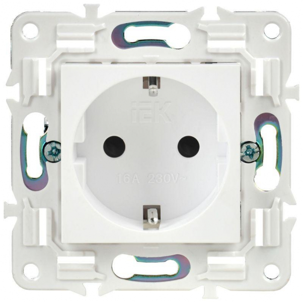 Розетка SKANDY 16А с заземл. защ. шторки SK-R04W арктич. бел. IEK SK-R14-16-K01 ТехноИмпульс