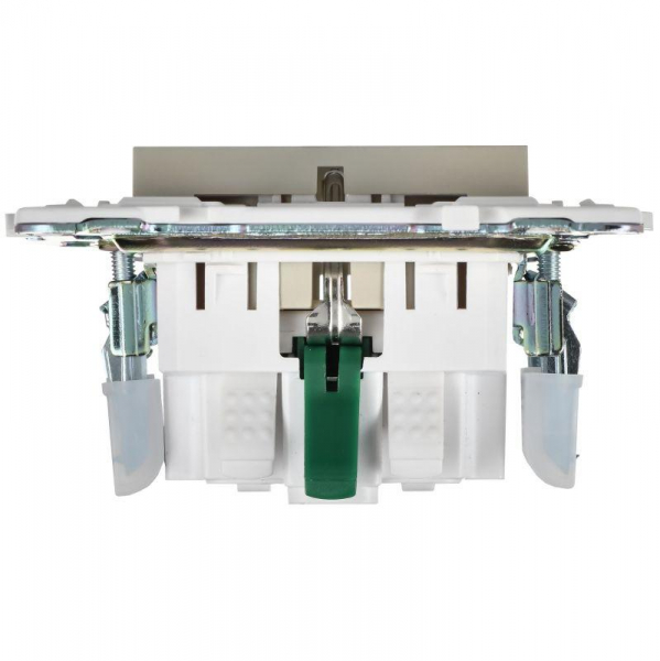 Розетка SKANDY 16А с заземл. защ. шторки безвинт. крепл. SK-R06B беж. IEK SK-R14-16-1-K10 ТехноИмпульс