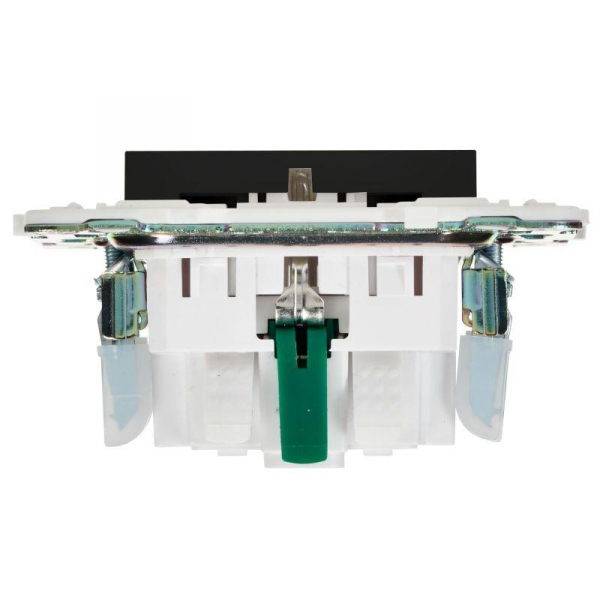 Розетка SKANDY 16А с заземл. защ. шторки безвинт. крепл. SK-R06Bl черн. IEK SK-R14-16-1-K02 ТехноИмпульс