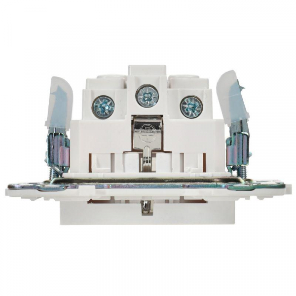 Розетка SKANDY 16А с заземл. защ. шторки безвинт. крепл. SK-R06W арктич. бел. IEK SK-R14-16-1-K01 ТехноИмпульс