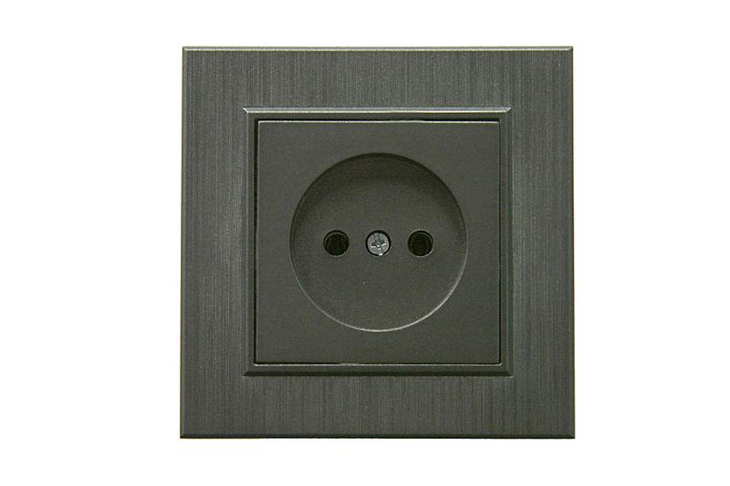 Розетка 1-м Karea LINE STAR без заземл. дым. металлик Makel 86050022 ТехноИмпульс