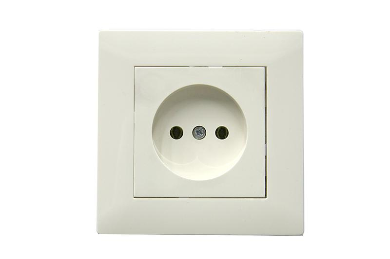 Розетка 1-м Karea RIZZ без заземл. керамика крем Makel 88010002 ТехноИмпульс
