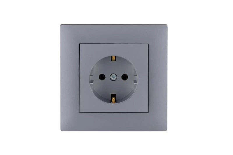 Розетка 1-м Karea RIZZ STAR с заземл. сер. Makel 88065028 ТехноИмпульс