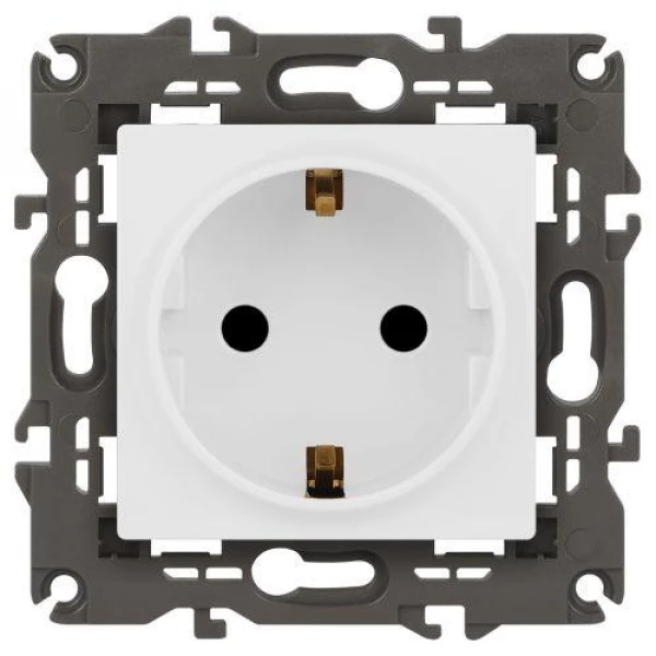 Розетка Elegance 14-2102-01М 16А 250В 2P+E Schuko защ. шторки матов. бел. Эра Б0065804 ТехноИмпульс