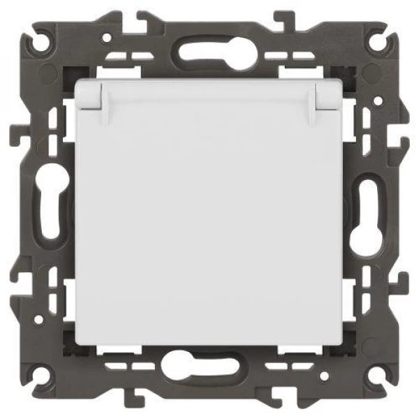 Розетка Elegance 14-2103-01М 16А 250В 2P+E Schuko защ. шторки с крышкой матов. бел. Эра Б0065808 ТехноИмпульс