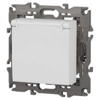 Розетка Elegance 14-2103-01М 16А 250В 2P+E Schuko защ. шторки с крышкой матов. бел. Эра Б0065808 ТехноИмпульс