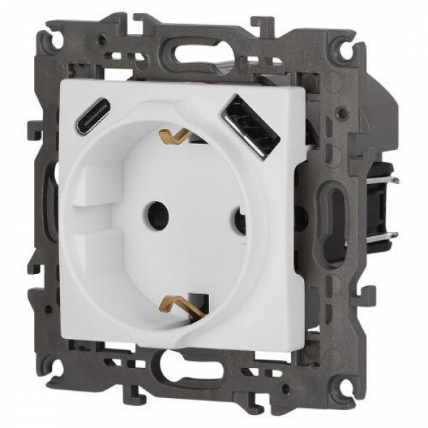 Розетка Elegance 14-4108-01М 16A 250В 2P+E защ. шторки с USB type-A+C 3А 5В матов. бел. Эра Б0067710 ТехноИмпульс