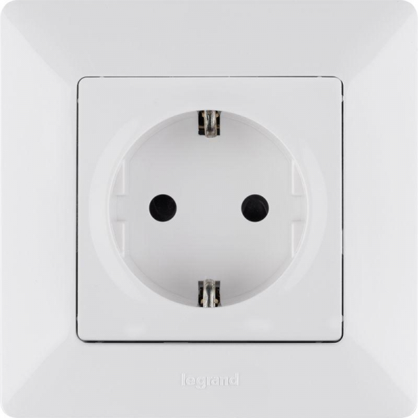 Розетка 1-м СП Valena Life 16А IP20 250В 2P+E защ. шторки безвинтов. клеммы с лицев. панелью механизм бел. Leg 753420 ТехноИмпульс