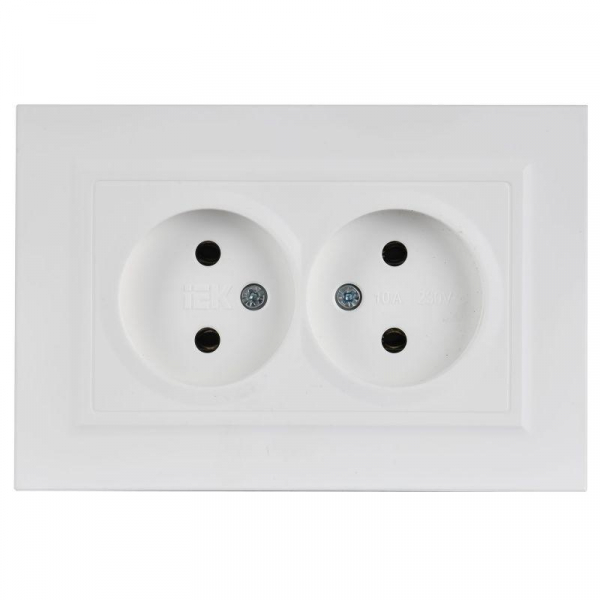 Розетка 2-м СП BRITE РС12-2-БрАБ 10А в сборе без заземл. без защ. шторок арктич. бел. IEK BR-R20-10-K91-F ТехноИмпульс
