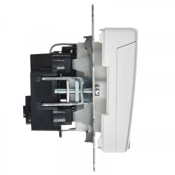 Розетка BRITE РСбш10-3-БрАБ 16А IP20 с заземл. защ. шторки с крышкой механизм арктич. бел. IEK BR-R16-16-K91 ТехноИмпульс