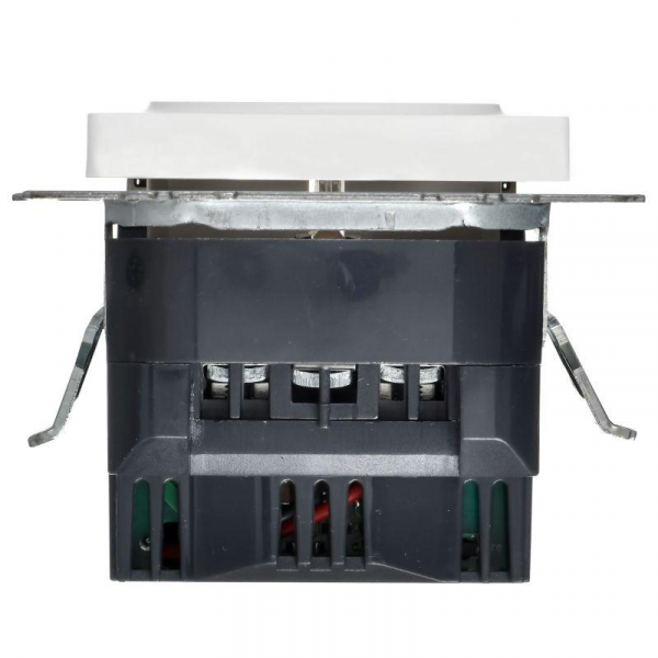 Розетка BRITE РЮш10-1-БрАБ 16А с USB A+A 2.1А с заземл. защ. шторки механизм арктич. бел. IEK BR-R14-16-U21-D21-K91 ТехноИмпульс