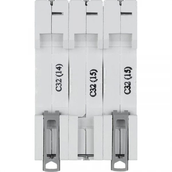 Выключатель автоматический модульный 3п C 32А 6кА TX3 6000 3мод. 400В Leg 404059 ТехноИмпульс