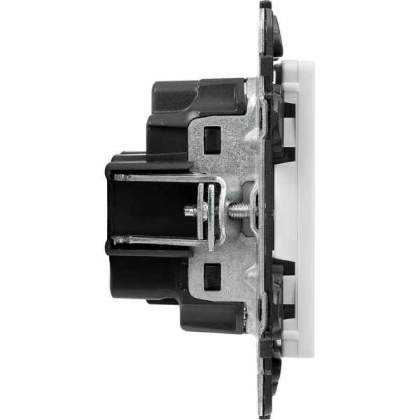 Розетка 1-м СП Valena Life 16А IP20 250В 2P защ. шторки безвинтов. клеммы с лицев. панелью механизм бел. Leg 753416 ТехноИмпульс