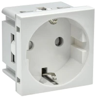 Розетка PRIMER с заземл. защ. шторки винт. зажим РКС-20-30-П-К бел. IEK PR-KK40D-RSZH-2-2-K01 ТехноИмпульс
