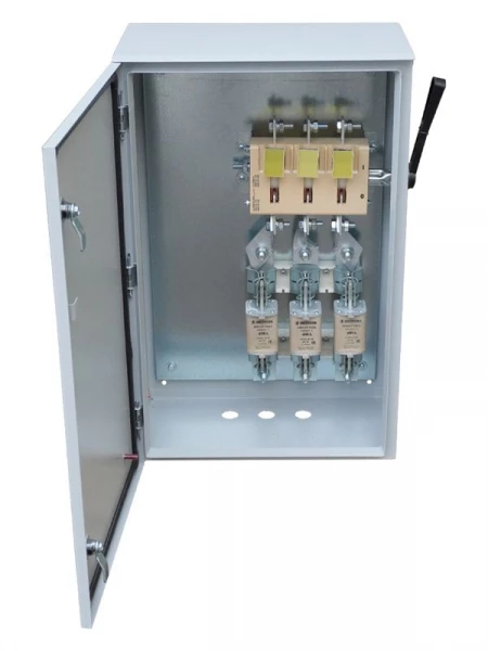 Ящик силовой ЯРП-400-54 УХЛ2 с ППН-37 400А IP54 держатели медь Электротехник ET519768 ТехноИмпульс