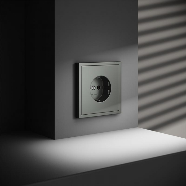 Розетка 1-м СП S70 16А с заземл. механизм титан Voltum VLS040106 ТехноИмпульс