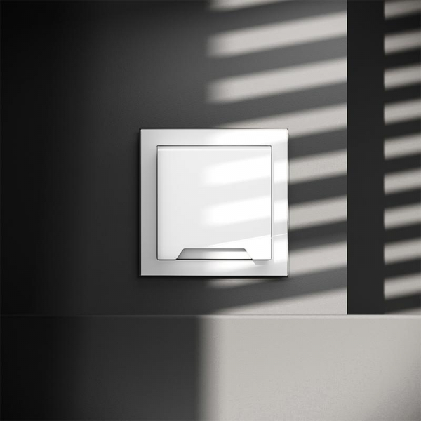 Розетка 1-м СП S70 16А с заземл. защ. шторки + крышка механизм бел. глянцевый Voltum VLS040301 ТехноИмпульс