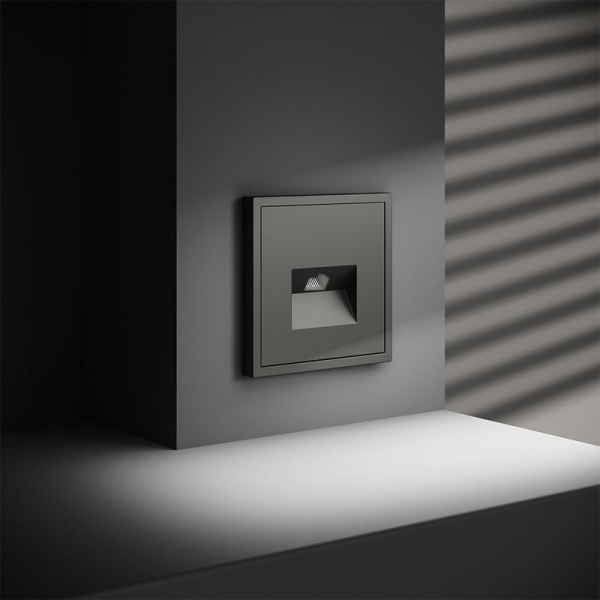 Розетка компьютерная 1-м СП S70 RJ45 кат.6 механизм титан Voltum VLS060106 ТехноИмпульс