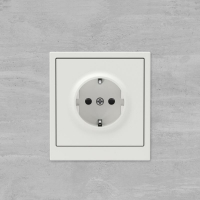 Розетка силовая KANT 2P+E защ. шторки бел. песок DKC 7010003 ТехноИмпульс