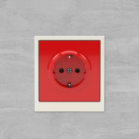 Розетка силовая KANT 2P+E защ. шторки красн. сатин DKC 7001003 ТехноИмпульс