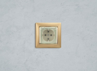 Розетка 1-м СП Valena 16А IP44 2P+E защ. шторки с крышкой немецк. стандарт механизм сл. кость IEK 774120 ТехноИмпульс