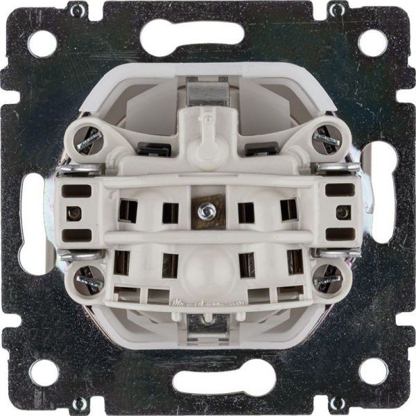 Розетка 1-м СП Valena 16А IP44 2P+E защ. шторки с крышкой немецк. стандарт механизм сл. кость IEK 774120 ТехноИмпульс