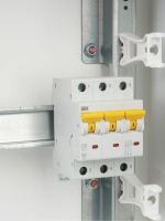 Выключатель автоматический модульный 3п C 32А 6кА ВА47-60M KARAT IEK MVA31-3-032-C ТехноИмпульс