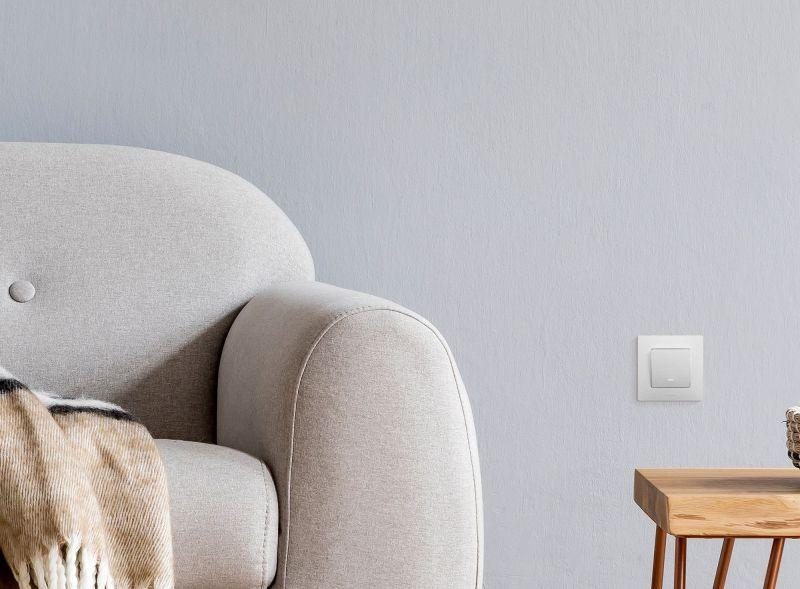 Выключатель 1-кл. СП Etika 10А IP20 250В 10AX безвинтов. зажимы механизм бел. IEK 672201 ТехноИмпульс