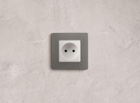 Розетка 1-м СП Etika 16А IP20 250В 2P без заземл. немецк. стандарт винтов. клеммы механизм бел. IEK 672220 ТехноИмпульс