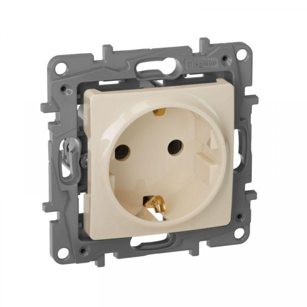 Розетка 1-м СП Etika 16А IP20 250В 2P+E с заземл. немецк. стандарт винтов. клеммы механизм сл. кость IEK 672321 ТехноИмпульс
