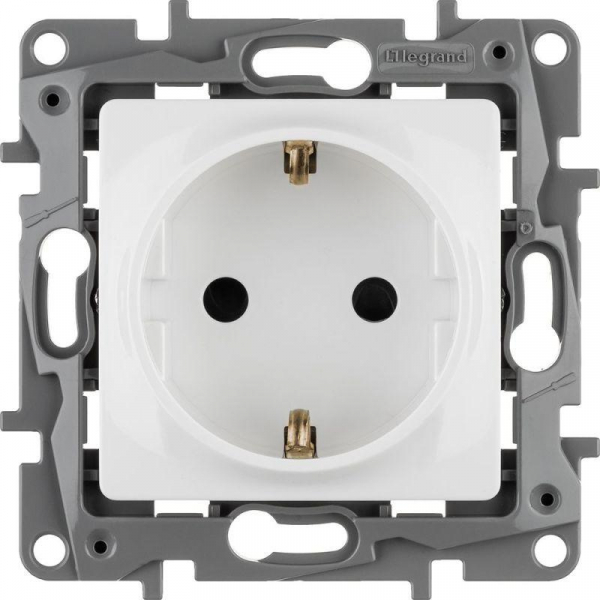 Розетка 1-м СП Etika 16А IP31 250В 2P+E с заземл. защ. шторки немецк. стандарт винтов. клеммы механизм бел. IEK 672222 ТехноИмпульс