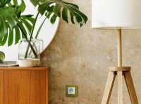 Розетка 1-м СП Etika 16А IP31 250В 2P+E с заземл. защ. шторки немецк. стандарт винтов. клеммы механизм бел. IEK 672222 ТехноИмпульс