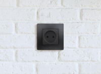 Розетка 1-м СП Etika 16А IP31 250В 2P без заземл. защ. шторки немецк. стандарт винтов. клеммы механизм антрацит IEK 672634 ТехноИмпульс